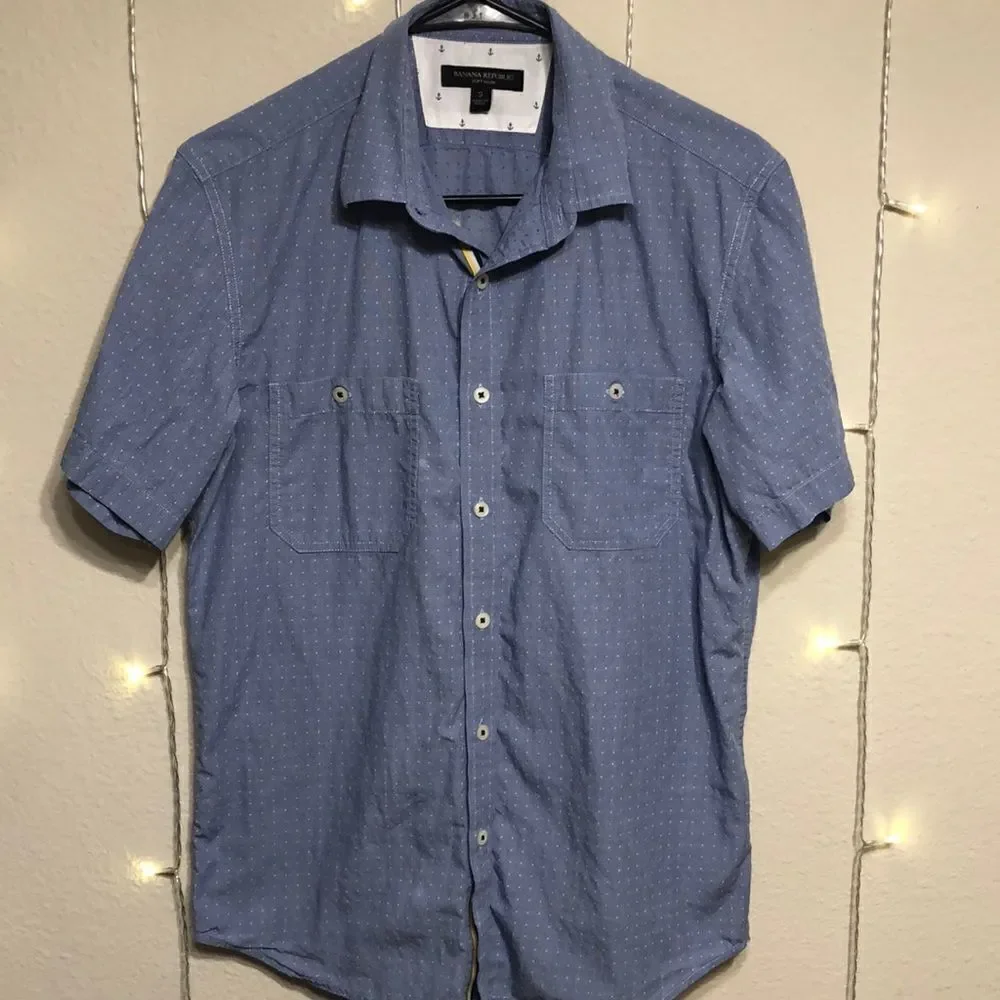 Banana Republic Soft Wash Casual Short Sleeved Button Down Size S
